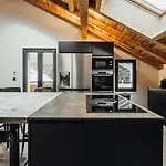 Luxurious 3-bedroom Flat With Sauna And Garage Chamonix